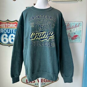 Golden Hour NYC Basketball Champs Crewneck Size M/L